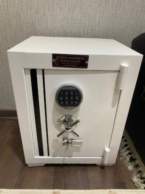 55cm 90kg Çelik Para Kasası